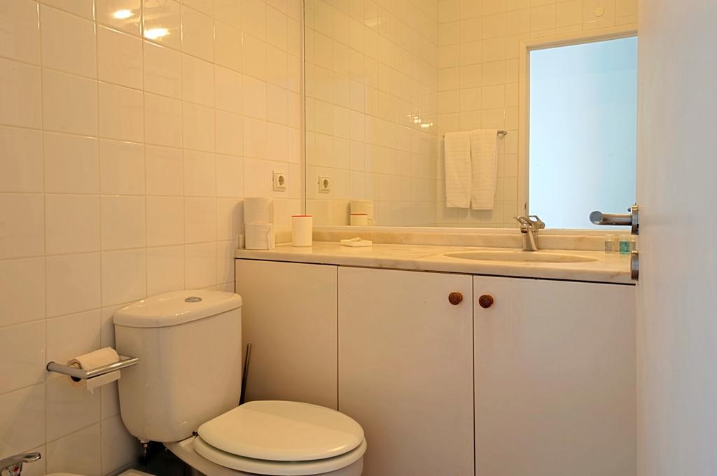 Portas Do Teatro Apartments Lisboa Quarto foto
